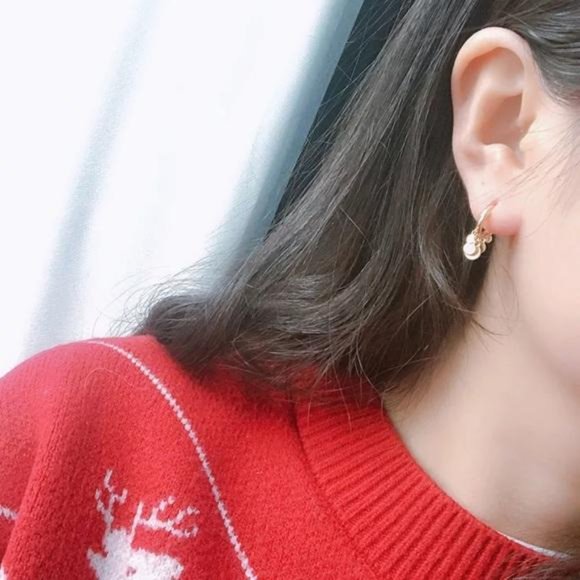 NEW 18K GOLD ROUND DISC TASSEL HOOP EARRINGS, NICE EARRINGS, CUTE EARRINGS - Picture 3 of 5